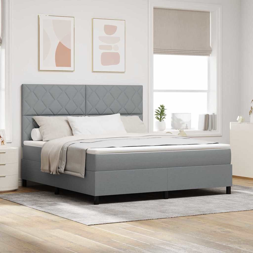 Boxspringbett mit Matratze Hellgrau 180 x 200 cm Stoff