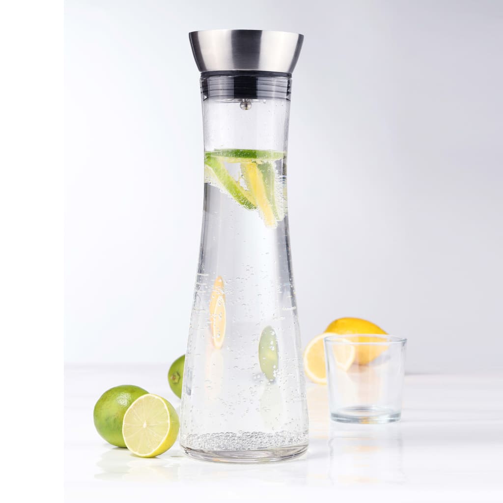 Cocktail-Shaker, Rührlöffel und Messbecher für die Hausbar