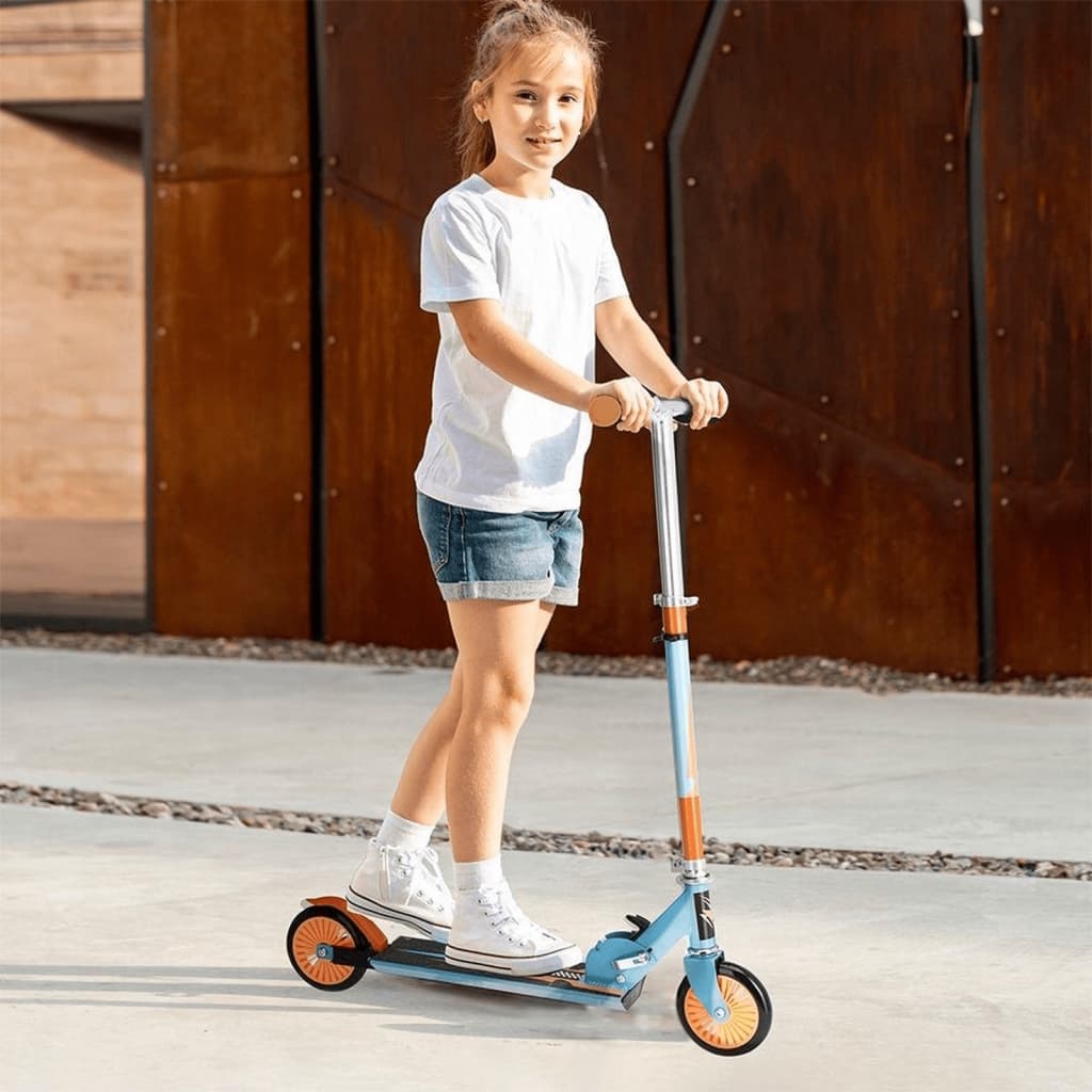 Tretroller und E-Scooter für Erwachsene und Kinder – stylisch und wendig