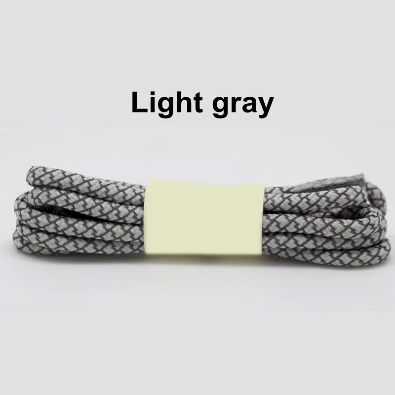 Universal reflective shoelaces highlight