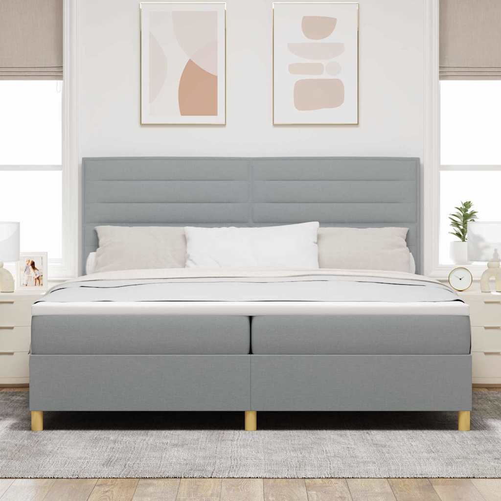 Boxspringbett mit Matratze Hellgrau 200 x 200 cm Stoff